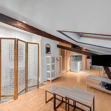 Cachette Champenoise - Downtown, Wifi , 2 Pers アパート *